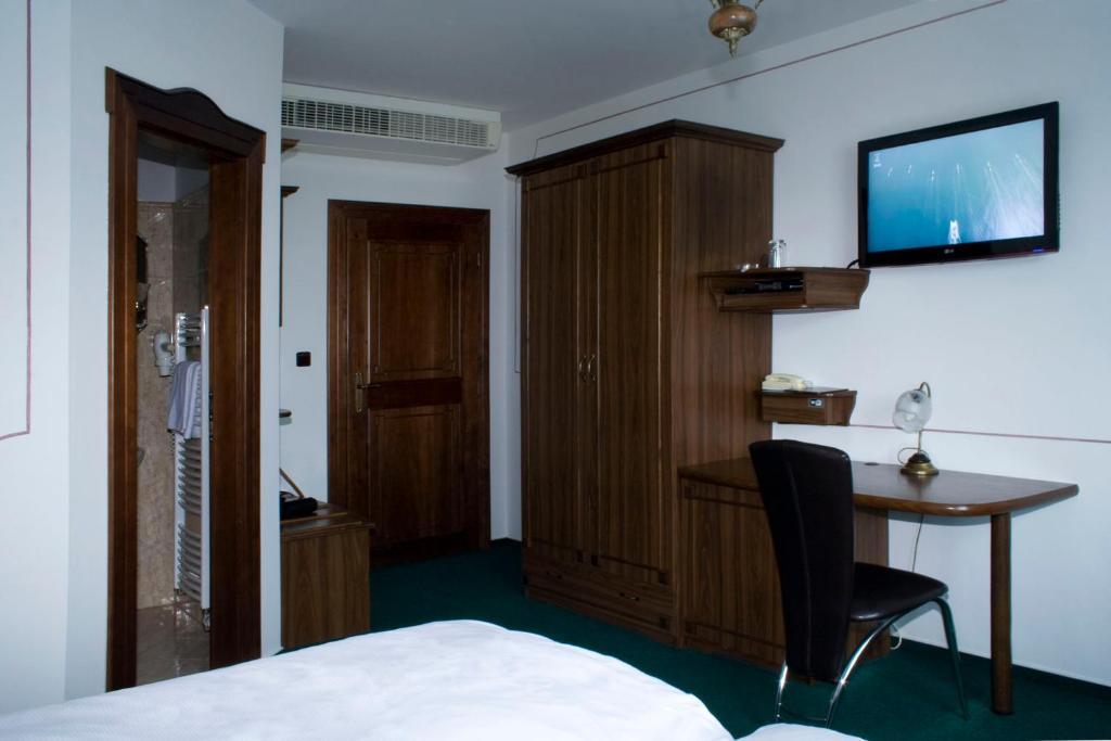 Hotel Zamecek Pod Hradem Stary Jicin 111 Room photo