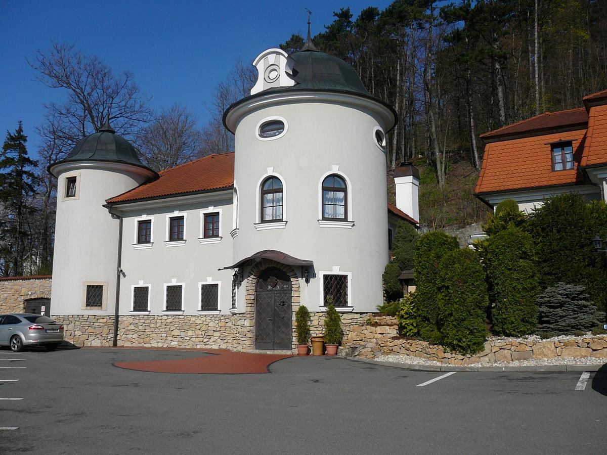 Hotel Zamecek Pod Hradem Stary Jicin 111 Exterior photo